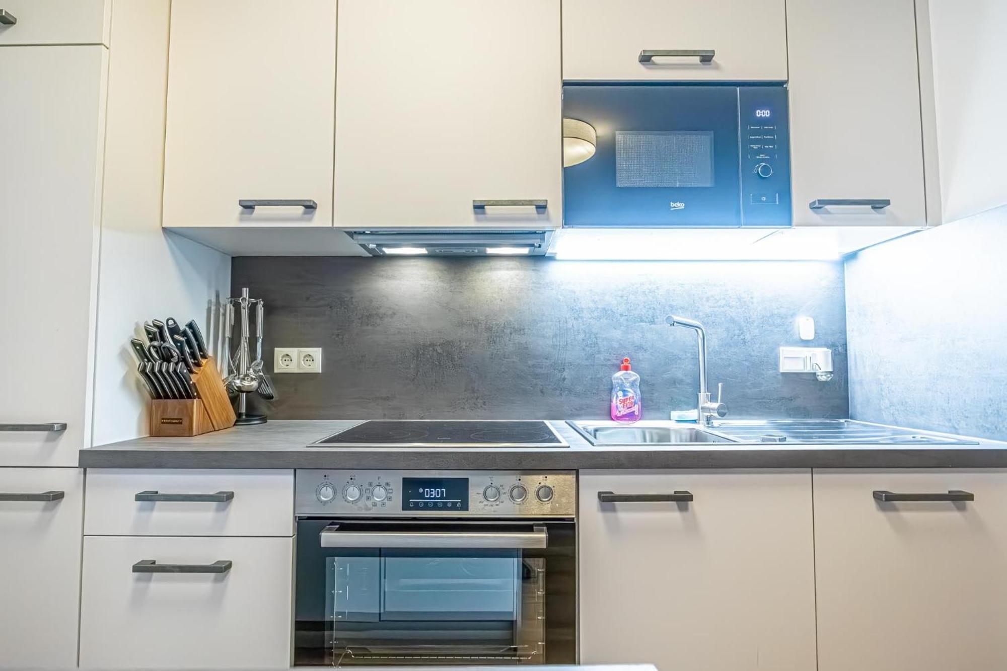 Charming 1Br And 1Lr Apt Modern Design Donaustadt Vídeň Exteriér fotografie
